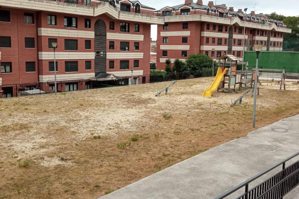 In With Pools And Paddel Apartment